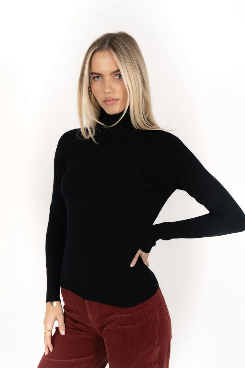 Humidity Lifestyle Alana Skivvy - Black