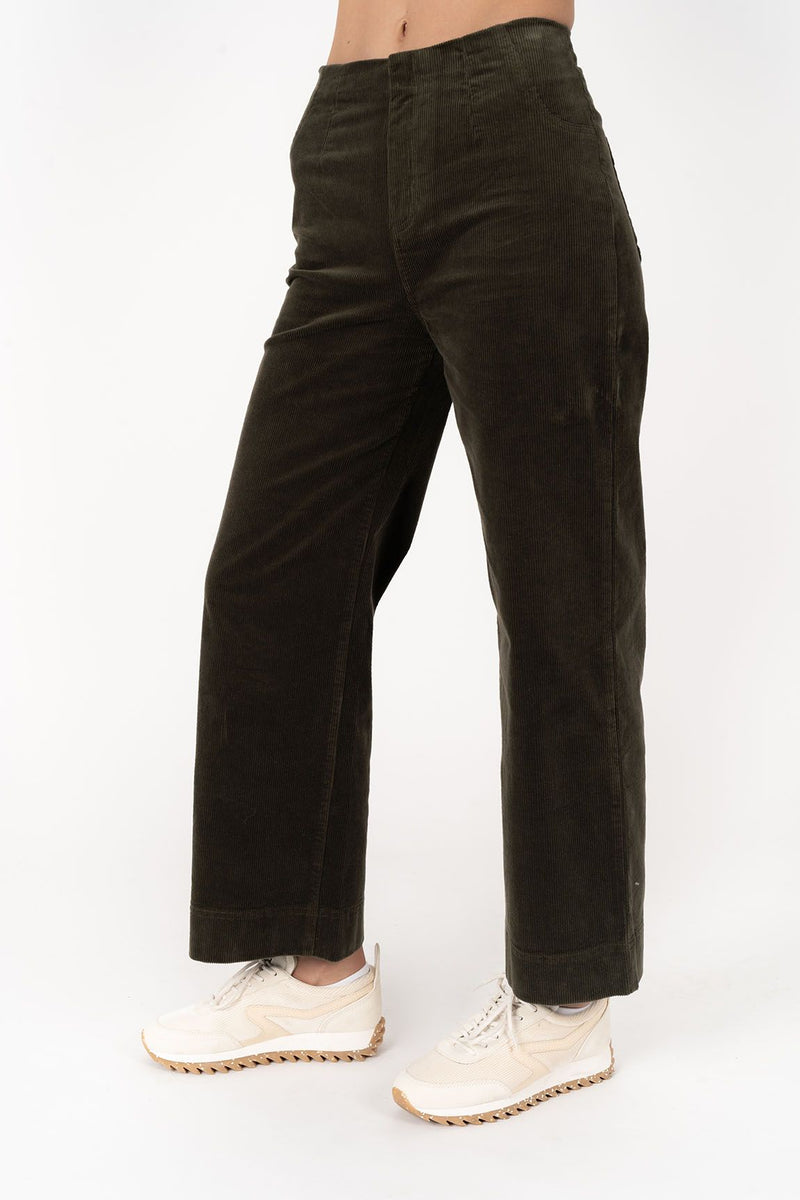 Humidity Lifestyle Fleetwood Cord Jean - Moss