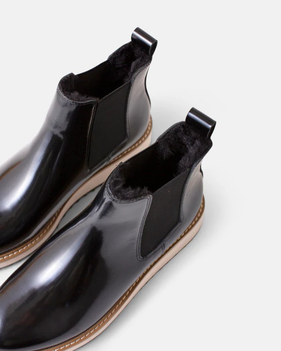 Walnut Melbourne Jade Leather Boot - Black Shine